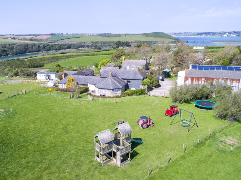0090 family friendly holiday cottage facilities