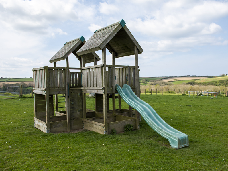 5165 Baby and toddler friendly holiday cottage facilities