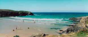 Treyarnon bay, like many bays close to Trevorrick is only a 10 minute drive away.