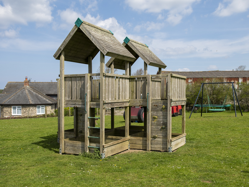 5163 family friendly holiday cottage facilities